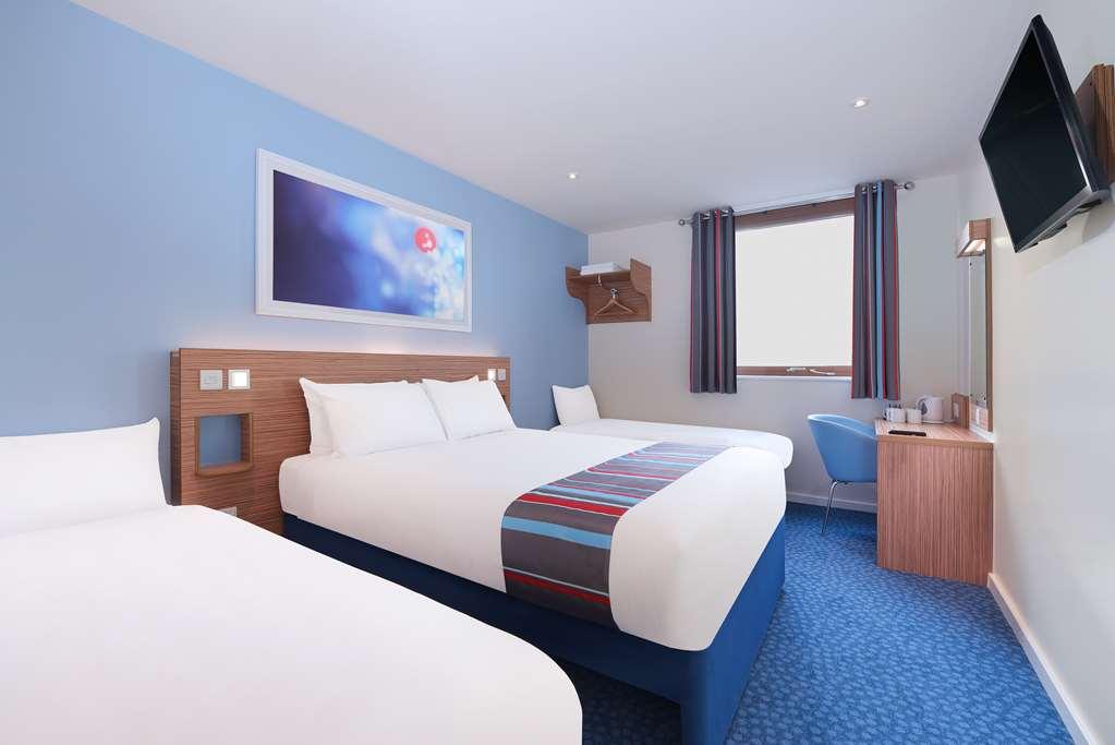 Travelodge Redhill Редгілл Номер фото